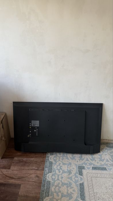 Телевизор сатылады.Сынған