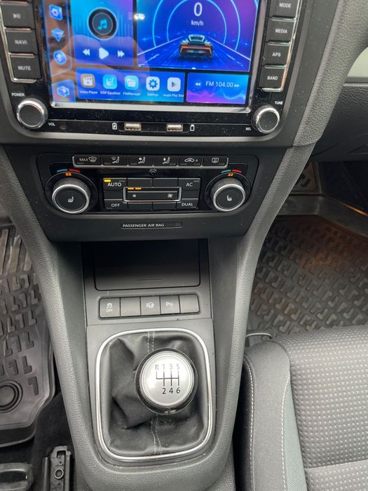 Vând Golf 6  1.4 TSI 122 CP