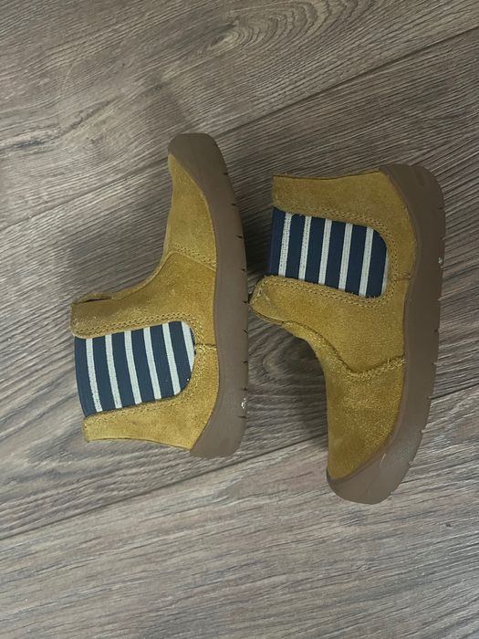 Детски боти (боси обувки) Start Rite размер 25, като нови