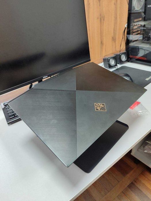 HP Omen i7-10750H