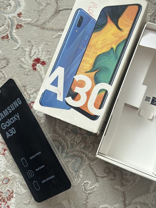 Продам коробка от самсунг а30