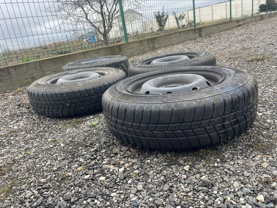 cauciucuri iarna 165/80/14 cu jante