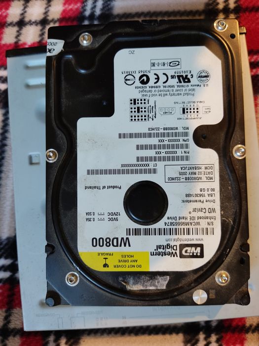 Vand piese de calculatoare