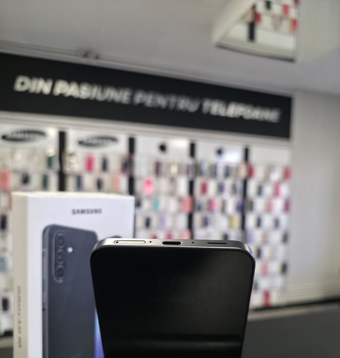 Samsung A36 5G / 256 GB / Nou / Black / DeluxGSM