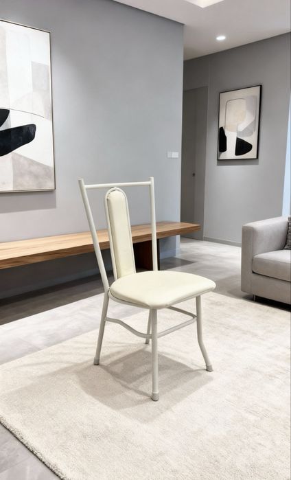 Продам 4 шт стульев