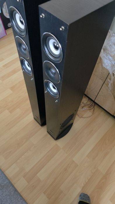 Тонколони AEG LB 47100