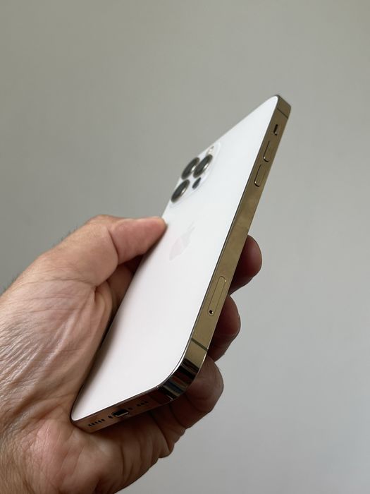 Iphone на запчасти 12 pro, 13