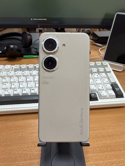Asus Zenfone 9. 128gb