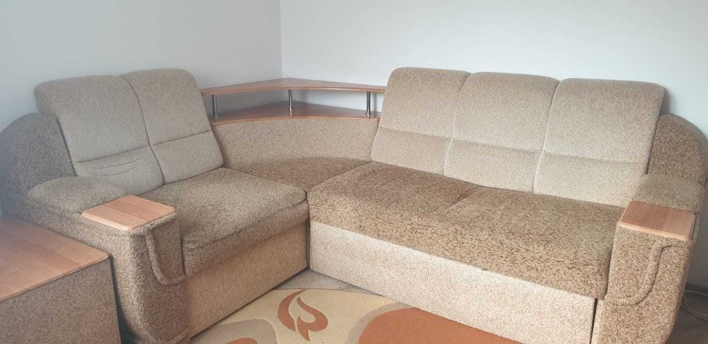Vând colțar extensibil pentru Living