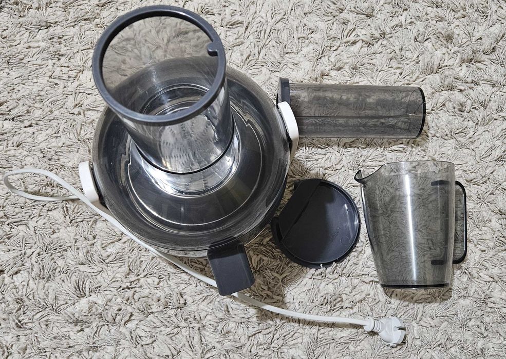 Сокоизстисквачка за плодове Philips Viva Collection HR1855/80 бяла