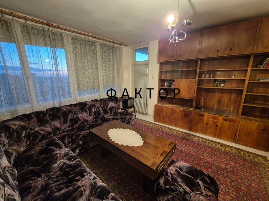 Продава се Тристаен апартамент в Чирпан - 95 кв.м за 483 €/кв.м - Снимка #2
