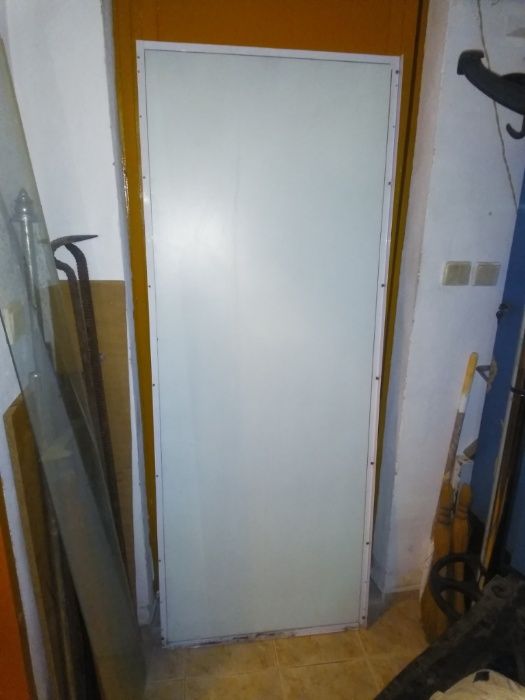 Стъкла от душ кабина