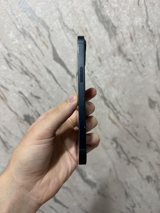 IPhone 13 128Gb.           100% аккумулятор