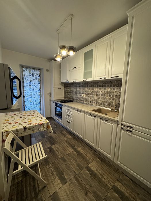 Închiriez apartament 2 camere decomandat, 69 mp, mobilat și utilat, Viva Residence Berceni