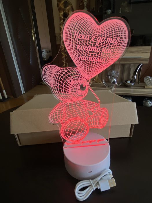 Лампа светещо 3D мече.Ново!