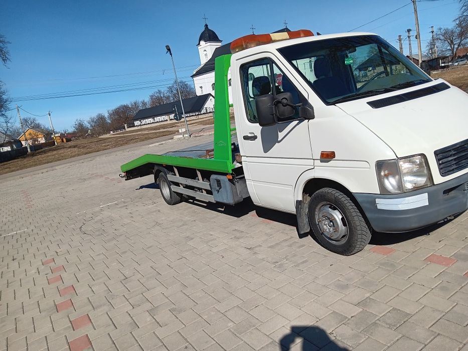 Lt 46 2800 din 2005 cu c 3800 euro se conduce cu c