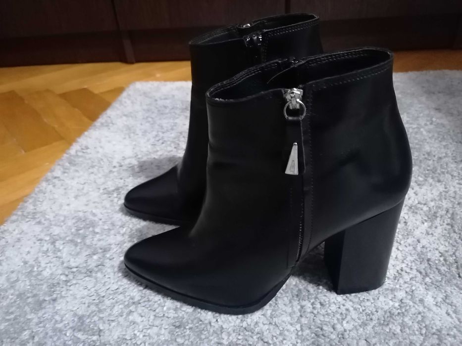 Ghete de damă Benvenuti