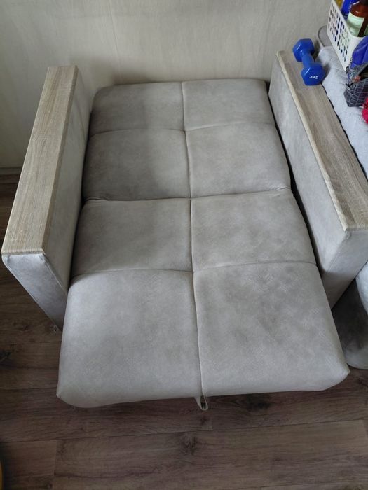 Продам новое кресло