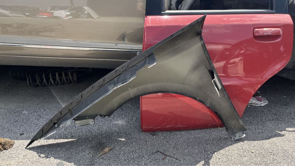 3 броя десен и ляв калник Seat Ibiza 5 2017-