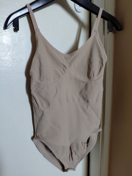 Оформящо боди ново размер М