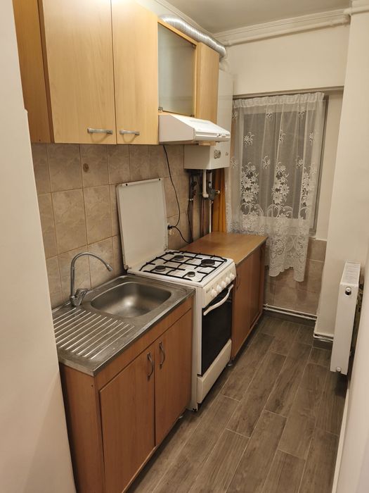 Inchiriez garsoniera strada Turturelelor Bistrița