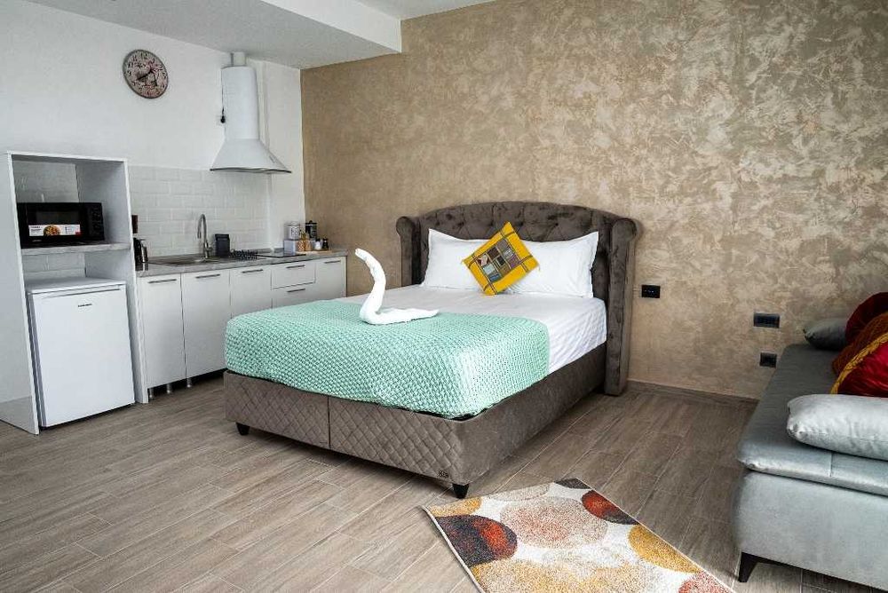 Studio la mare, Mamaia Nord, 50 m-plajă, pers fizică