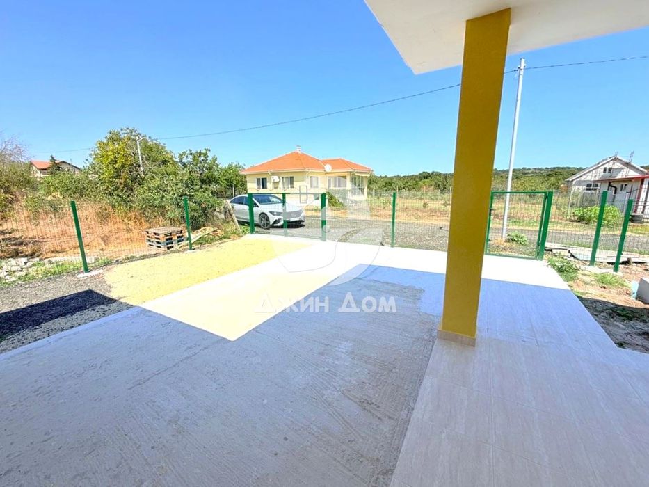 Продава се Къща в с. Черни връх, Област Бургас - 120 кв.м за 1667 €/кв.м - Снимка #9