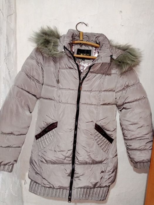 Женская теплая  куртка