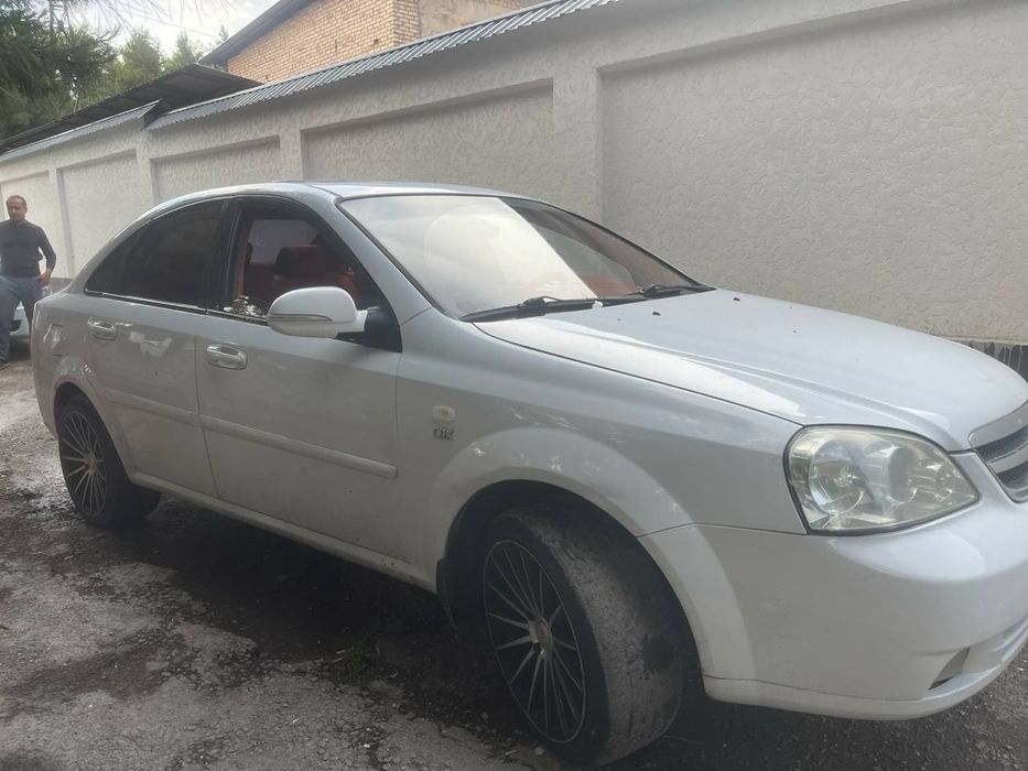 Lasetti 1.8 avtomat