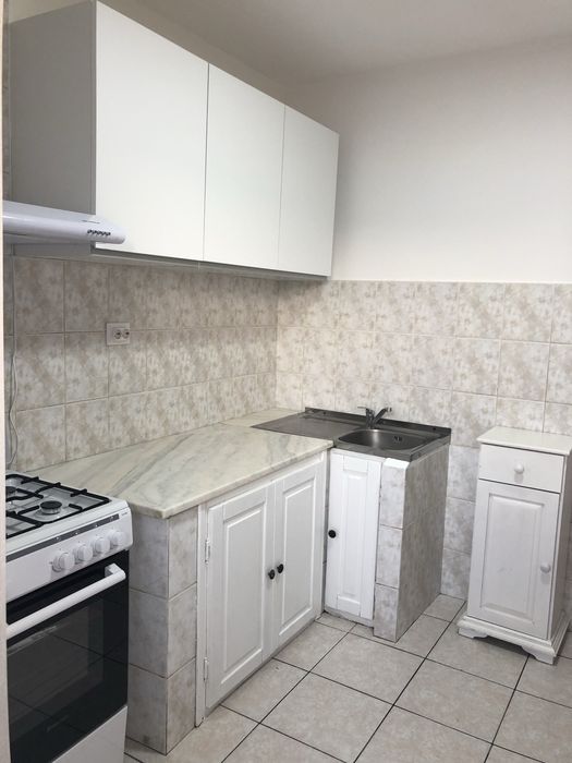 Inchiriere apartament 2 camere,Micalaca  decomandat