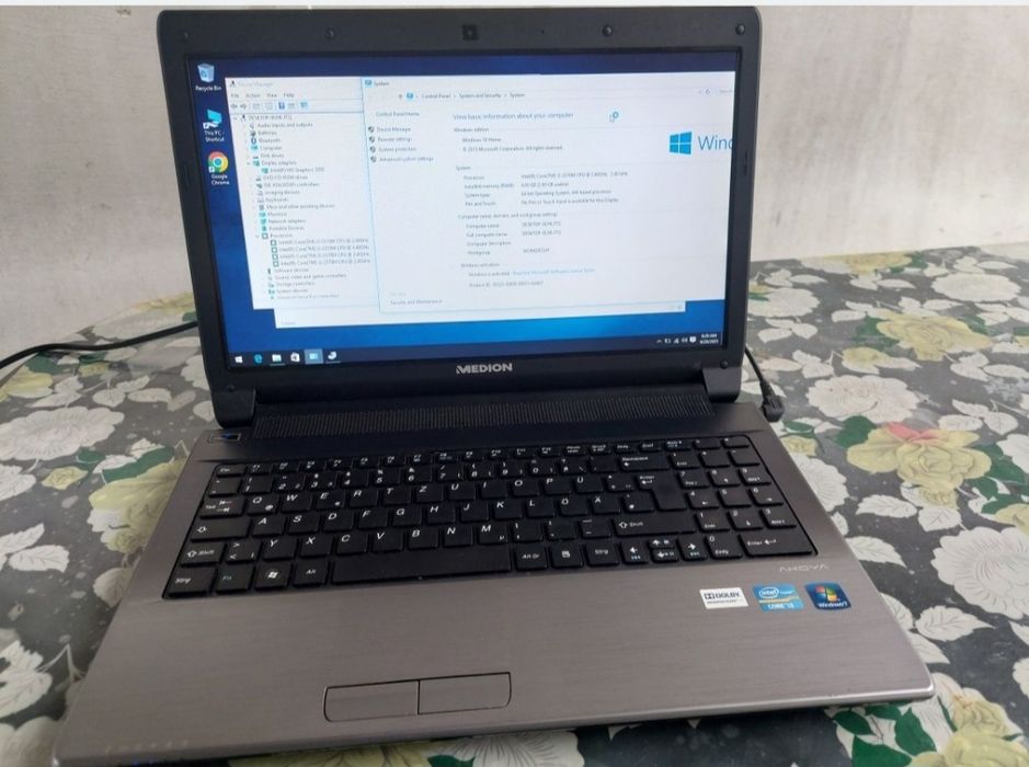 Laptop Medion Akoya i3
