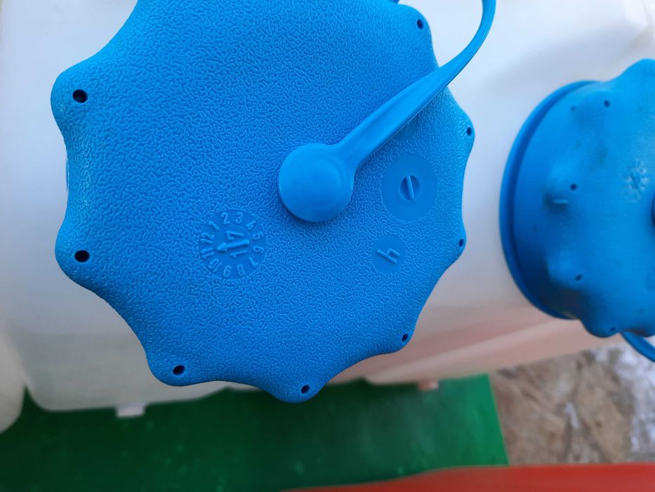 Туби за вода (за къмпинг или друго)