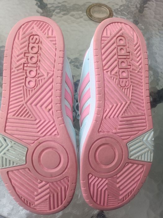 Adidași două perechi 38