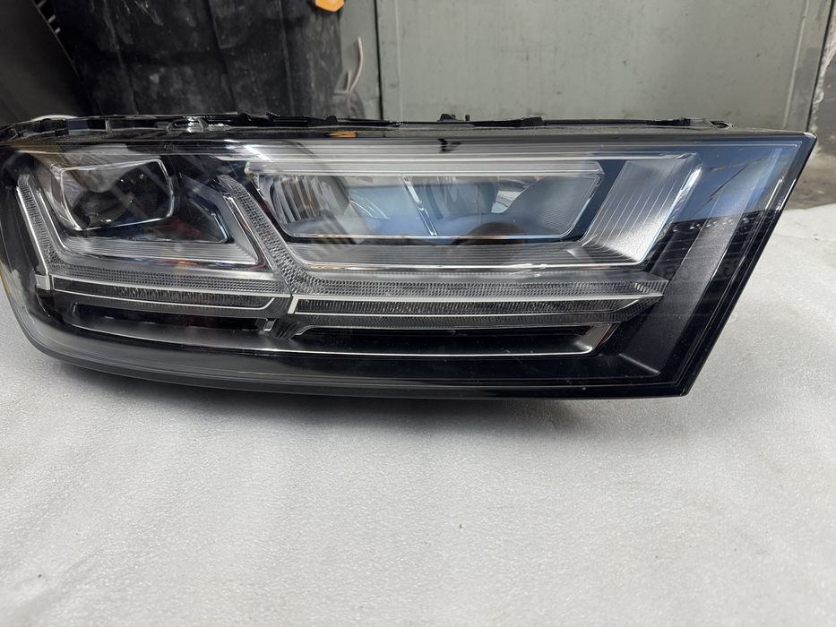 Audi Q7 4M LED фарове 4M0941034B 4M0941033B