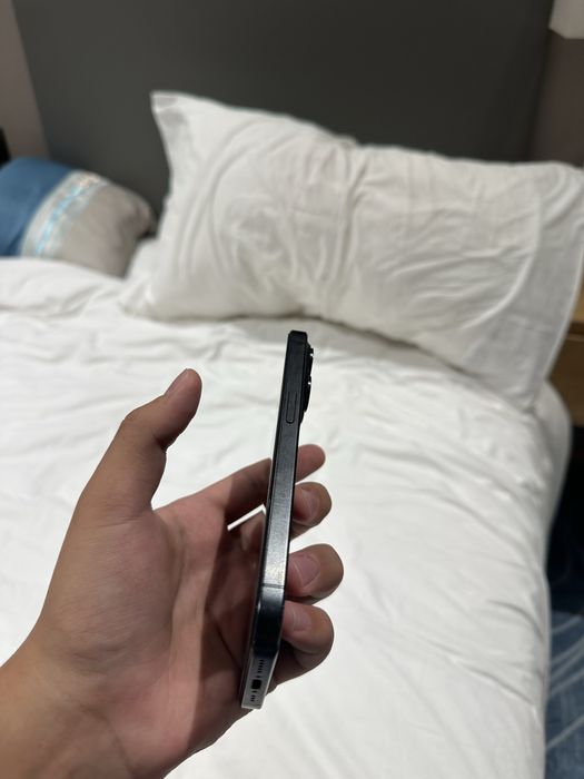 Iphone 15 pro 128gb 79акб