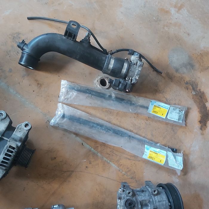 Двигател на части Тойота Авенсис 2.2  177 к.с D-CAT