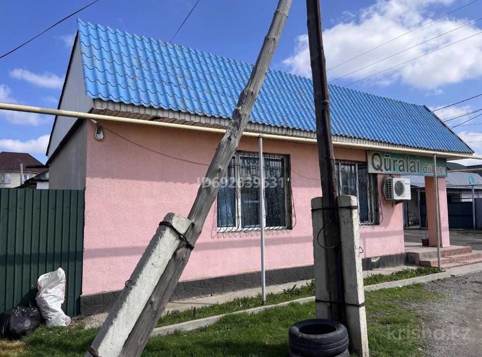 Продам действующий магазагин 90.9м2