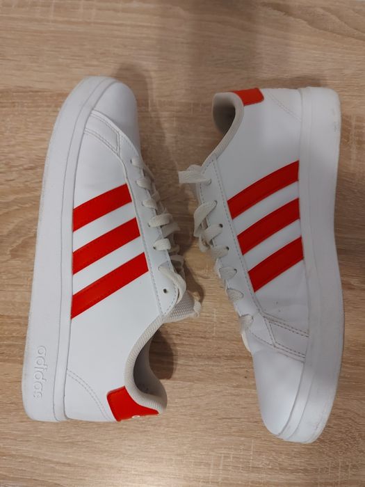 Adidas 38 2/3 purtati putin