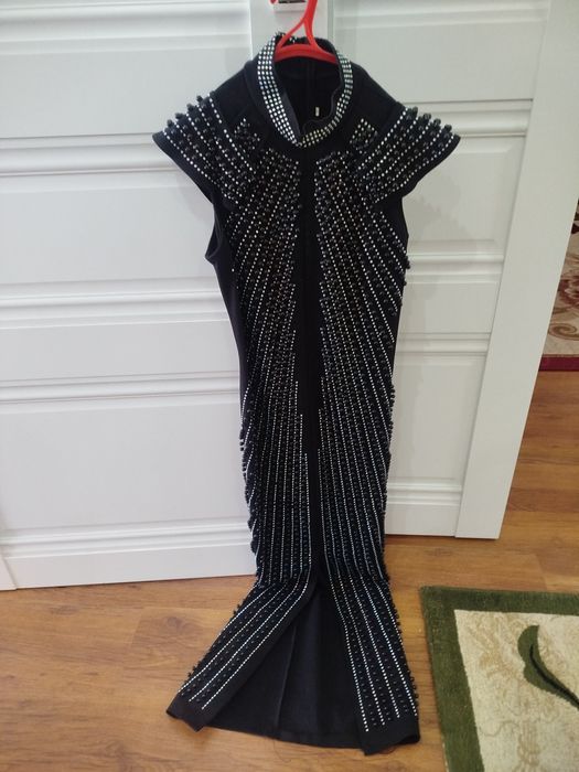 Вечерний көйлек сатылады