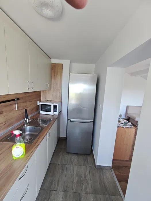 Дава се под наем Тристаен апартамент в Варна, Център - 100 кв.м за 500 € - Снимка #2