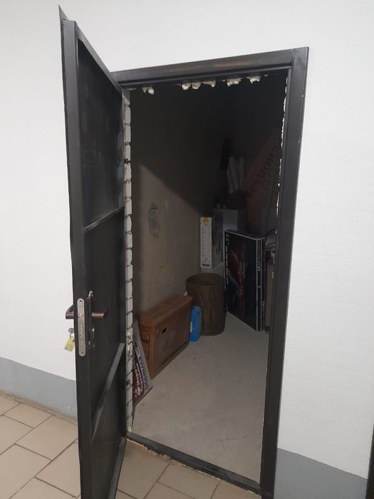 Продам кладовку в жк абырой