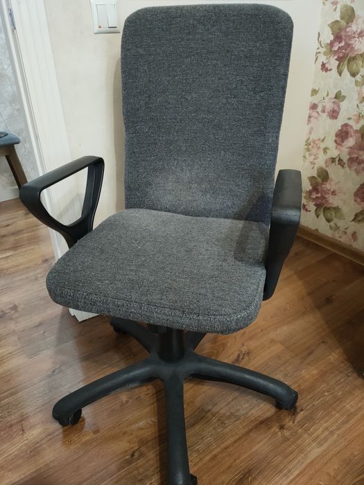 Два Компьютерных кресла