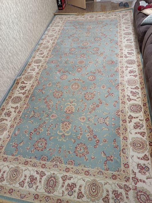 Продам ковер 2×4, г. Усть-Каменогорск