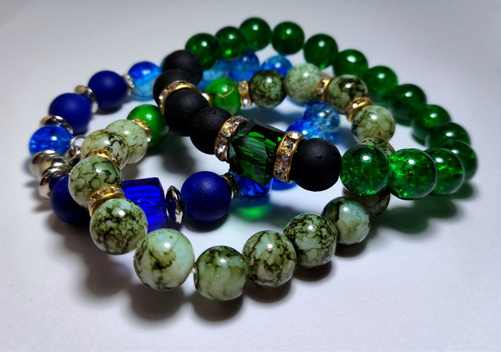 Браслет и камней