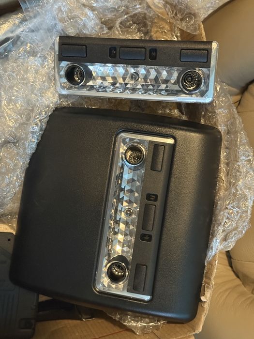 Запчасти по салону бмв е53 х5