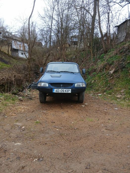 Vând Dacia papuc 4x4.