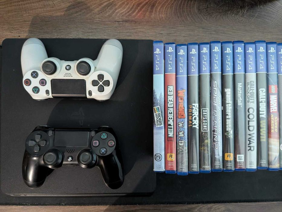PS4 SLIM +consola si jocuri