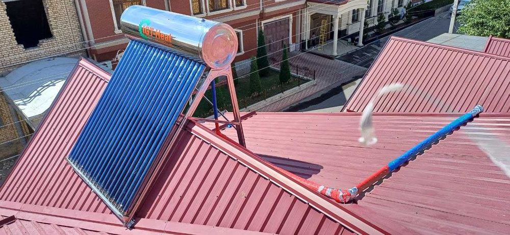 Quyosh suv isitgichlari o'rnatishi bilan! | Солнечный водонагреватель