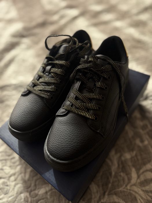 Дамски маратонки GAP