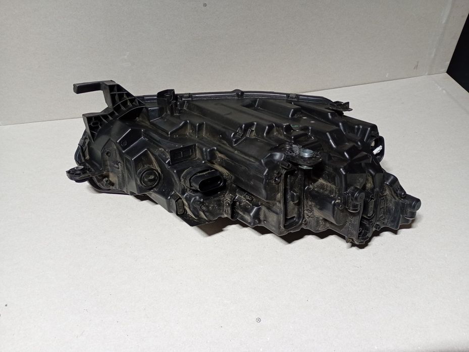 Far stânga Skoda Octavia 4 full led cod 5e4941015